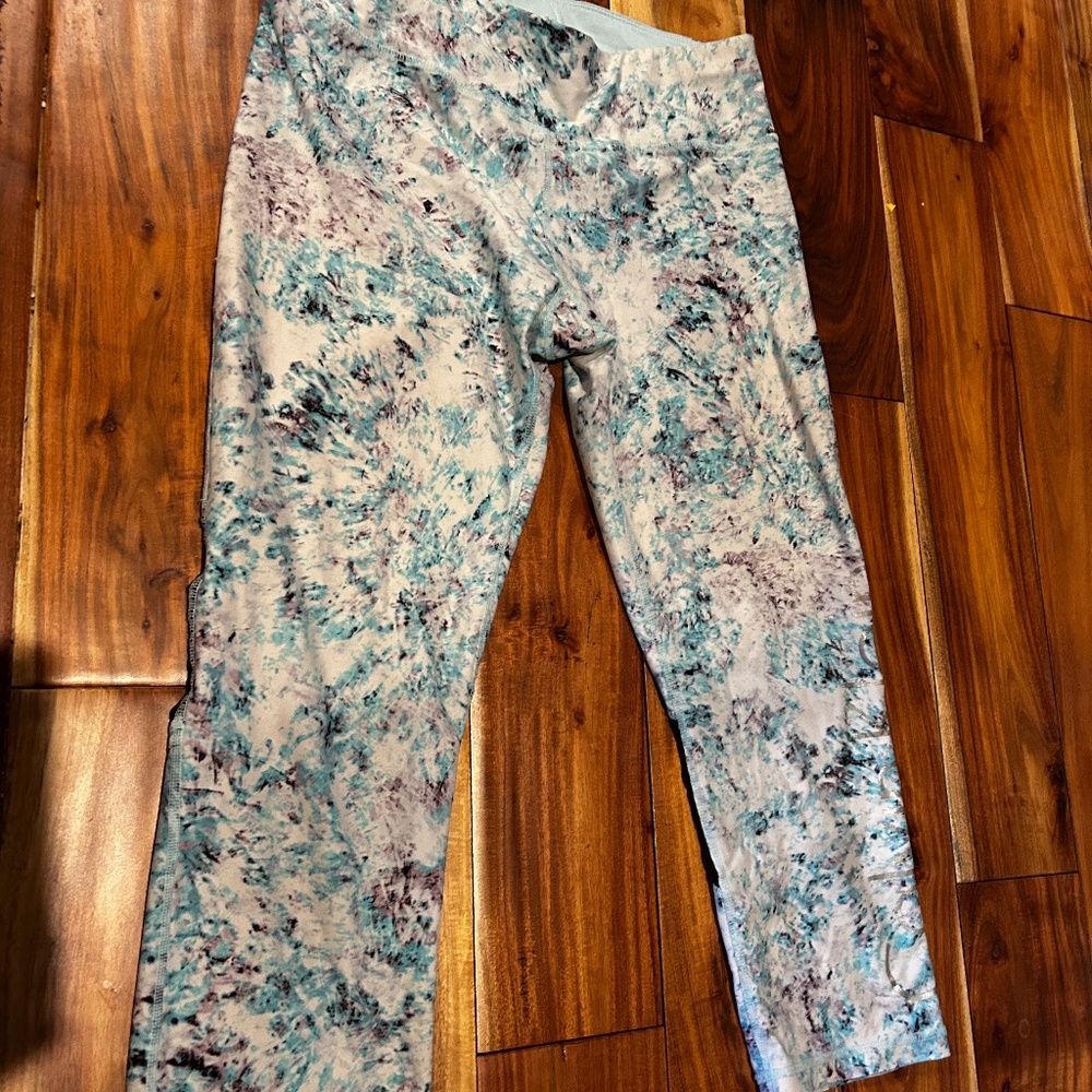 Women’s Calvin Klein capris